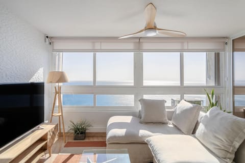 Living room, Dining area, Sea view
