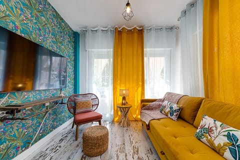 TV and multimedia, Living room