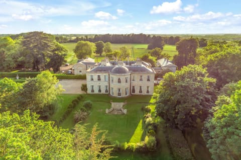 Property building, Spring, Day, Natural landscape, Bird's eye view, Garden, Garden view