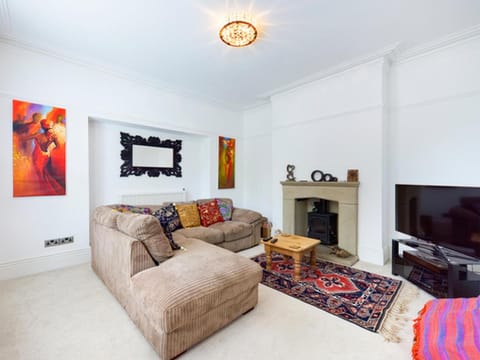 Living room, Seating area, flat iron