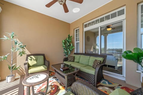 Reflections 402 by Emerald Coast Retreats Apartment hotel in Lower Grand Lagoon