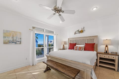 Family Tides Beach House House in Pensacola Beach