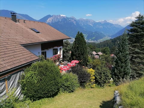 Property building, Spring, Day, Natural landscape, Garden, Garden view, Mountain view