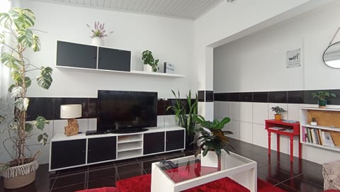 Library, TV and multimedia, Living room, Seating area