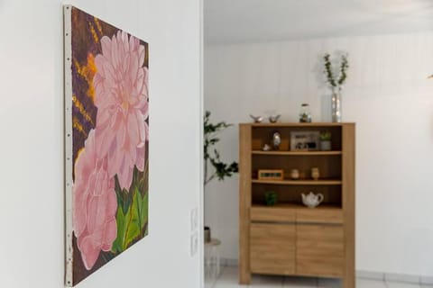 ZenBNB / Stella / Proche Gare / Garage / Wifi / Apartment in Annemasse