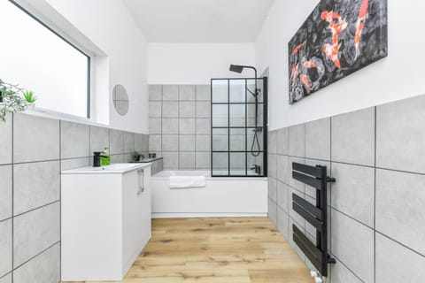 Shower, Bathroom, Bath