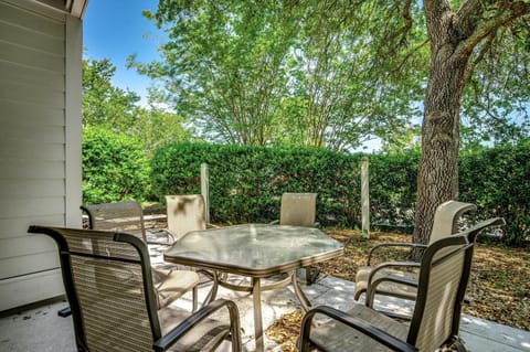 4828 Cantor Ct House in Briarcliffe Acres