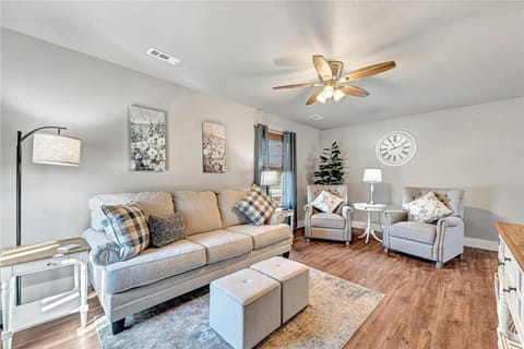 House of Charm! Bike Trails & New Walmart HQ House in Rogers