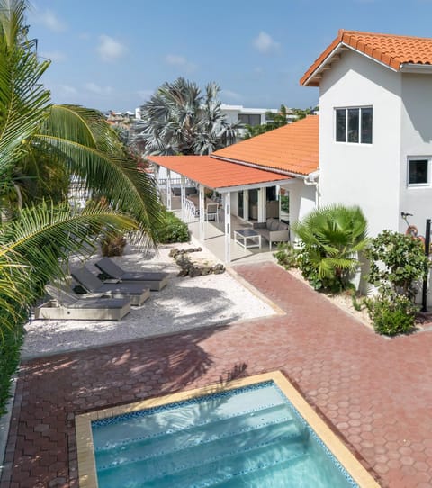 Property building, Swimming pool
