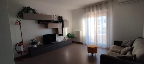 Living room, Seating area, Evening entertainment