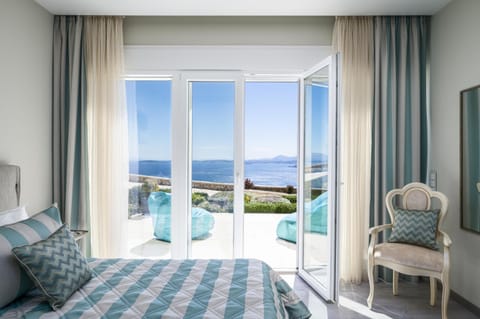 Bed, View (from property/room), Balcony/Terrace, Bedroom