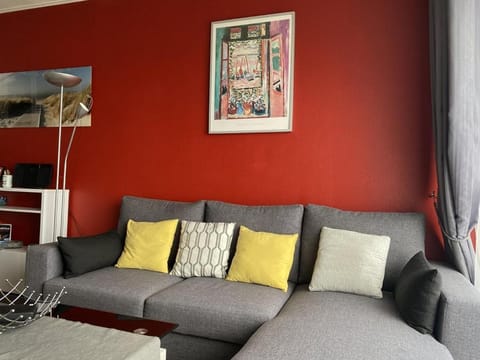 470 - Appartement accès direct à la très belle plage de CAROUAL 2km de sable fin Apartment in Brittany