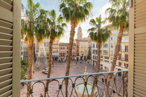 View (from property/room), Balcony/Terrace, City view, Landmark view, Street view