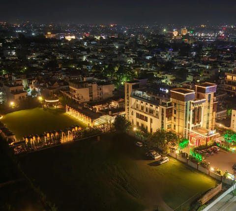 Property building, Night, City view