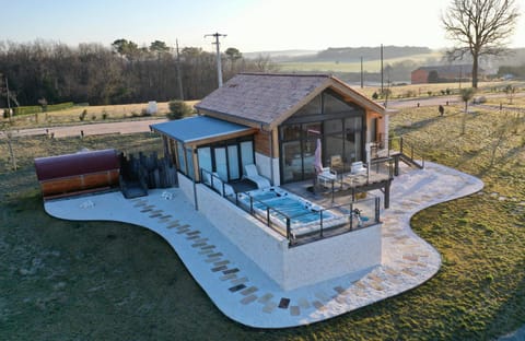 Property building, Day, Natural landscape, Garden, Sauna, View (from property/room)