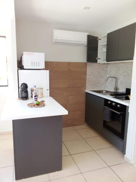 Atoumo piscine citerne Apartment in Le Gosier