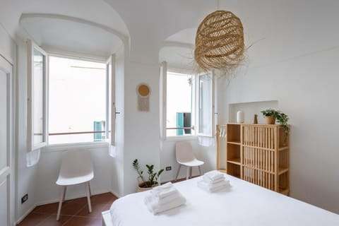 Bed, Photo of the whole room, Bedroom, wardrobe, air conditioner