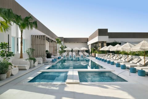 Swimming pool, Swimming pool