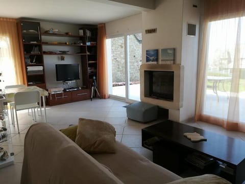 657 - Belle maison vue mer à Erquy, à 900m du centre et 1km200 de la plage Villa in Brittany