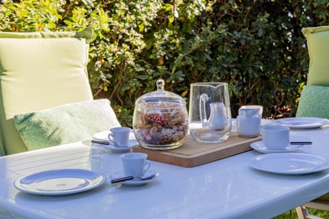 Patio, Day, Garden, Coffee/tea facilities, Balcony/Terrace, Dining area, Garden view