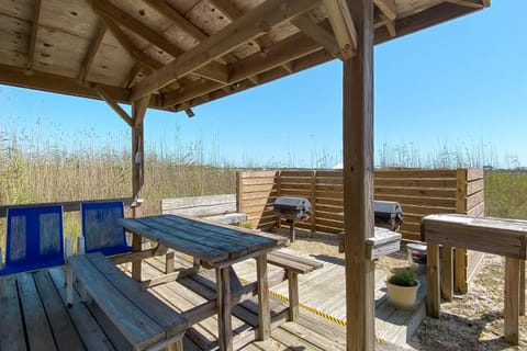 Summer House West 203A House in West Beach