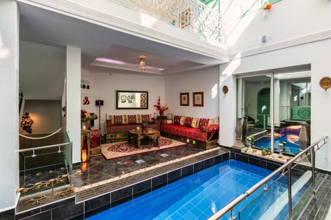 Living room, Swimming pool