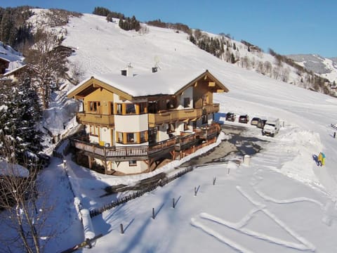 Property building, Winter