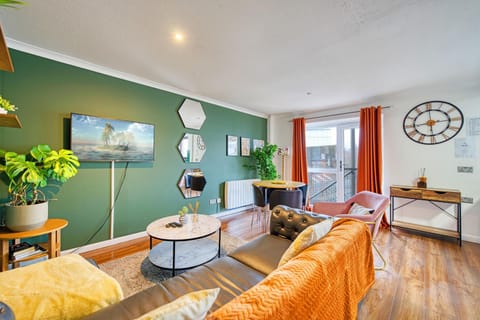 New Slick Finnieston Pad w/ Free Parking Apartment in Glasgow