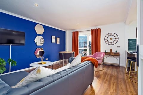 New Slick Finnieston Pad w/ Free Parking Apartment in Glasgow