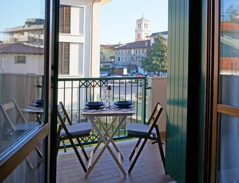 Property building, Patio, Day, View (from property/room), Balcony/Terrace, Balcony/Terrace, Dining area
