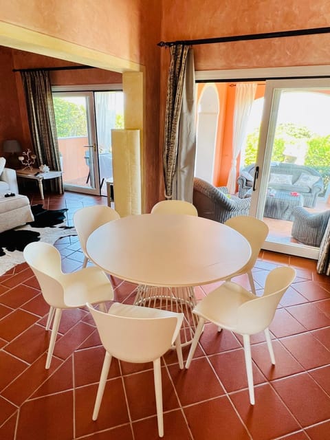 Villa Lavinia Paradiso Villa in Punta de su Torrione