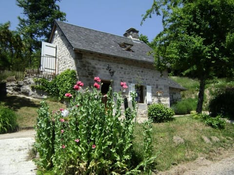 Gîte de France Le fournil 2 épis - Gîte de France 2 personnes MAE-9664 Apartment in Auvergne-Rhône-Alpes