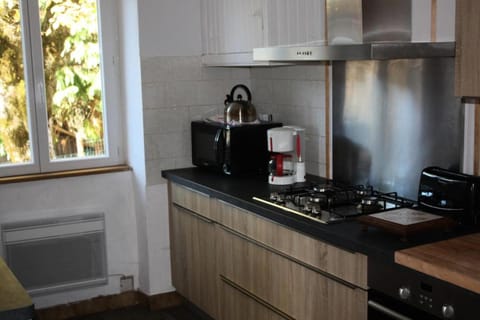 Gîte de France à Alleyrat 3 épis - Gîte de France 6 personnes MAE-0094 Apartment in Auvergne-Rhône-Alpes