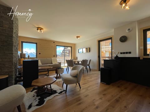 Living room, Dining area, kitchen