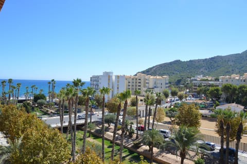 Neighbourhood, Mountain view, Sea view