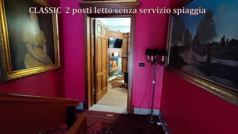 TV and multimedia, Text overlay