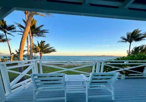 Patio, Balcony/Terrace, Beach, Sea view, sunbed