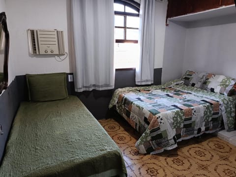 Bed, Photo of the whole room, Bedroom, air conditioner