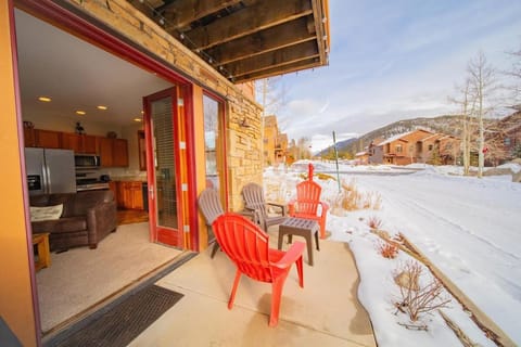 Antlers Gulch 106 by SummitCove Lodging House in Keystone