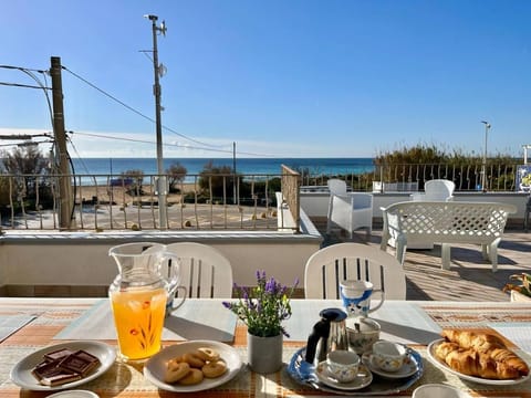 Patio, Sea view