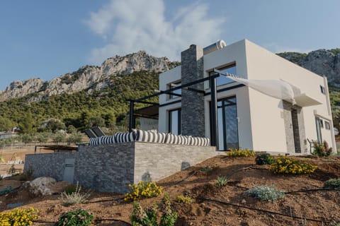 Property building, Natural landscape, Mountain view