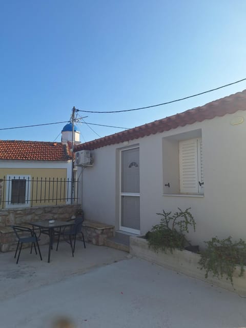 Sofias Studio House in Messenia