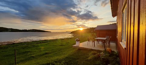 Property building, BBQ facilities, Garden, Balcony/Terrace, Sea view