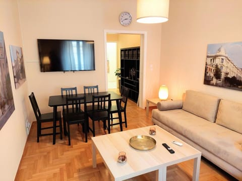 Comfortable apartment in Syntagma square Apartment in Plaka