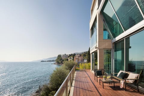 Patio, Balcony/Terrace
