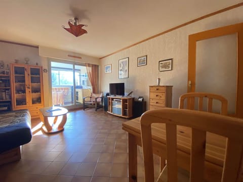 Appartement 1 chambre lumineux,150 m de la plage, tout à pied Apartment in French Riviera