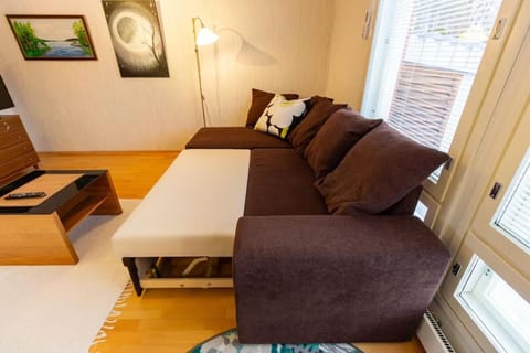 Rivitalokaksio 52m2 Sauna, Autokatospaikka, Pyykinpesukone, Ilmastointi Apartment in Finland