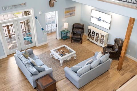 State Park Marina Stern House in Ridgedale