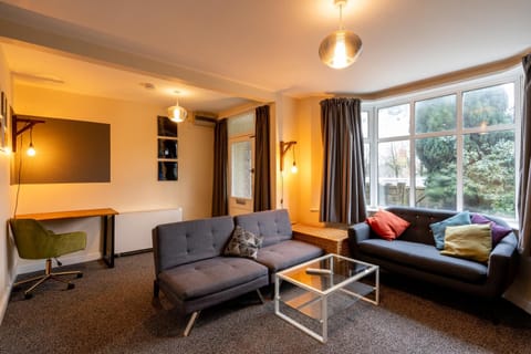 Aryas Apartments Oxford - Headington Apartment in Oxford