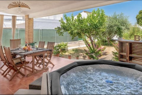 Patio, Balcony/Terrace